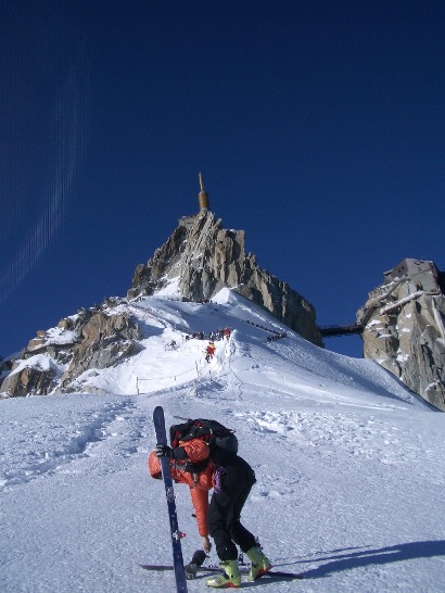 Aguille du Midi skis on